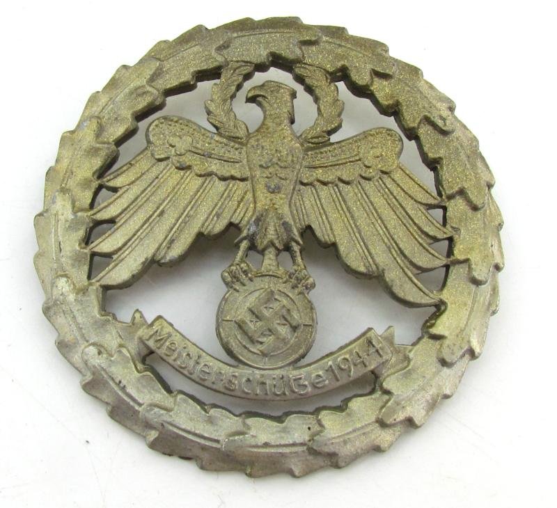 3x Tyrolean Marksmanship Gau Master Shooting Badge in original case ( rare ) — image 13