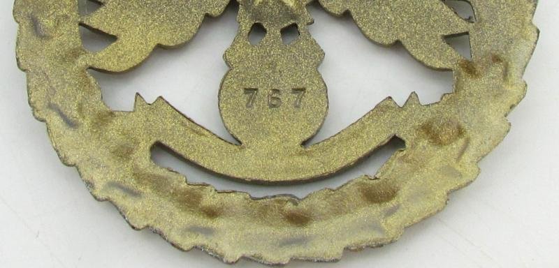 3x Tyrolean Marksmanship Gau Master Shooting Badge in original case ( rare ) — image 16