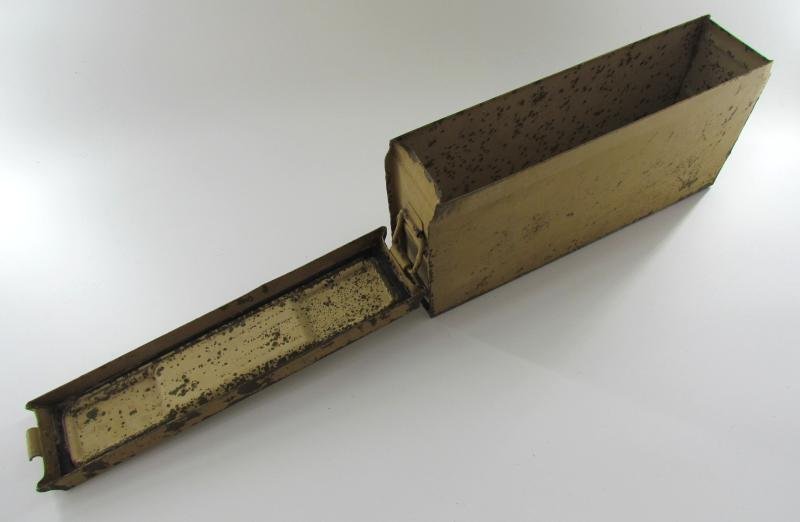 Tan Painted MG34/42 'Patronenkasten 41' — image 6