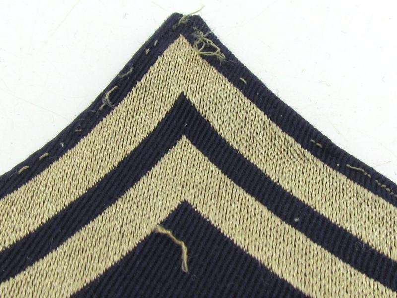 US WWII Rank Chevrons Tec-5 — image 3
