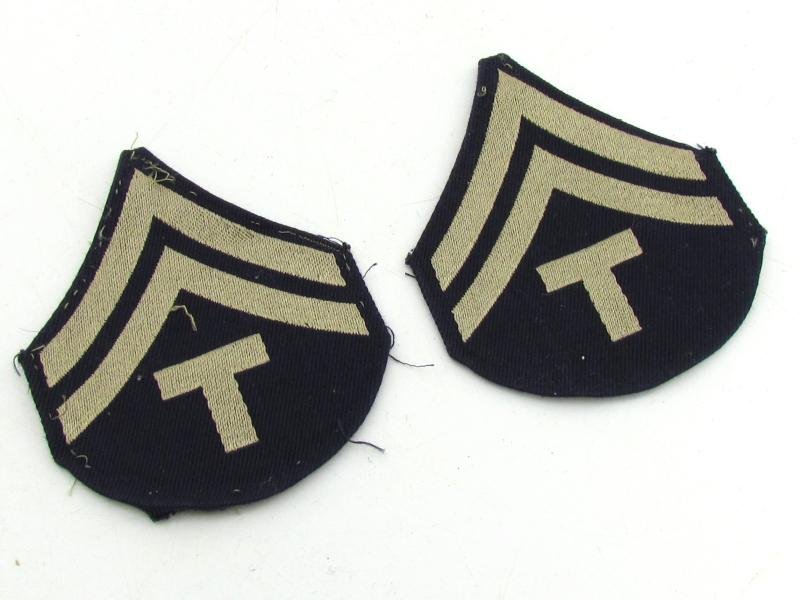 US WWII Rank Chevrons Tec-5 — image 6