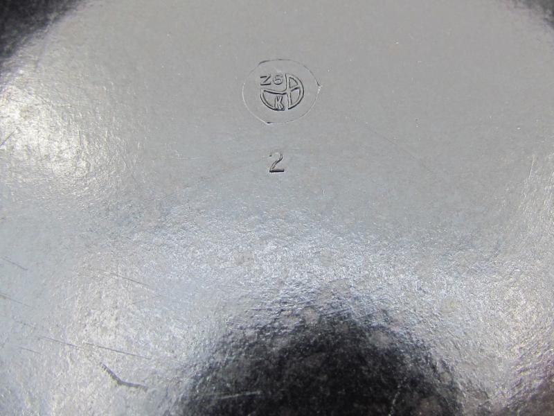 Wehrmacht Bakelite Butterdish — image 8