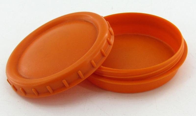 Wehrmacht Bakelite Butterdish — image 2