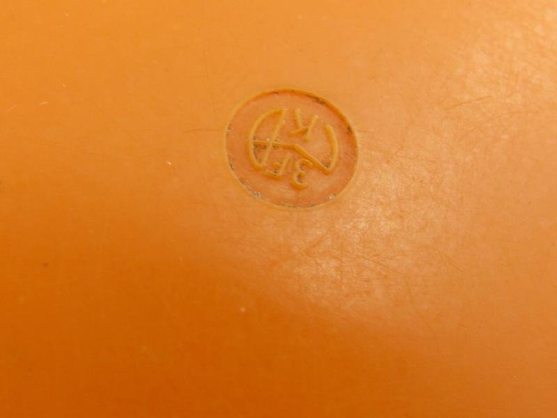 Wehrmacht Bakelite Butterdish — image 8