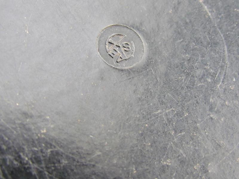 Wehrmacht Bakelite Butterdish — image 4