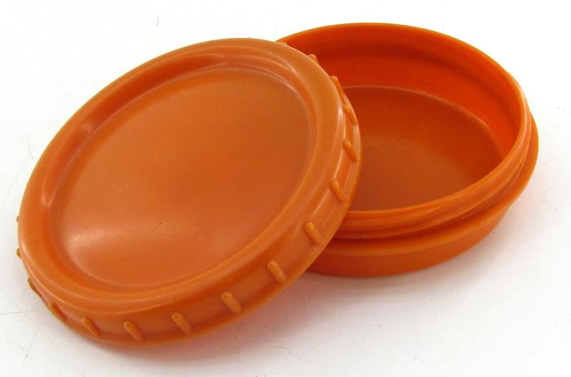 Wehrmacht Bakelite Butterdish — image 3