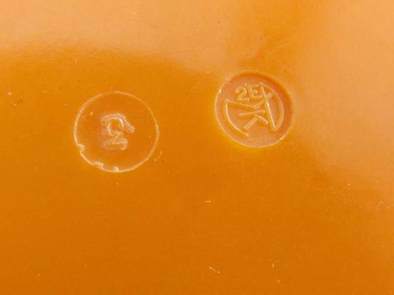 Wehrmacht Bakelite Butterdish — image 7