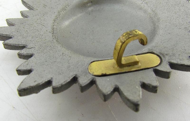 German Eastern Peoples Award 1st Class '100' in Gold — image 9