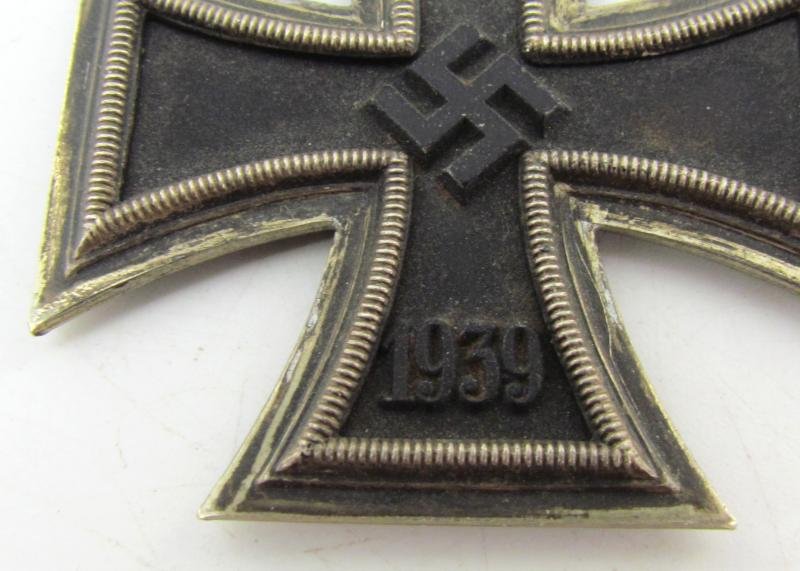 WH/SS Iron Cross Second Class ( EK2 ) - Without Suspension Ring — image 3