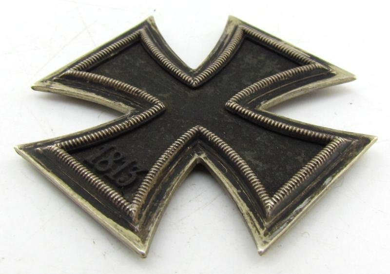 WH/SS Iron Cross Second Class ( EK2 ) - Without Suspension Ring — image 6