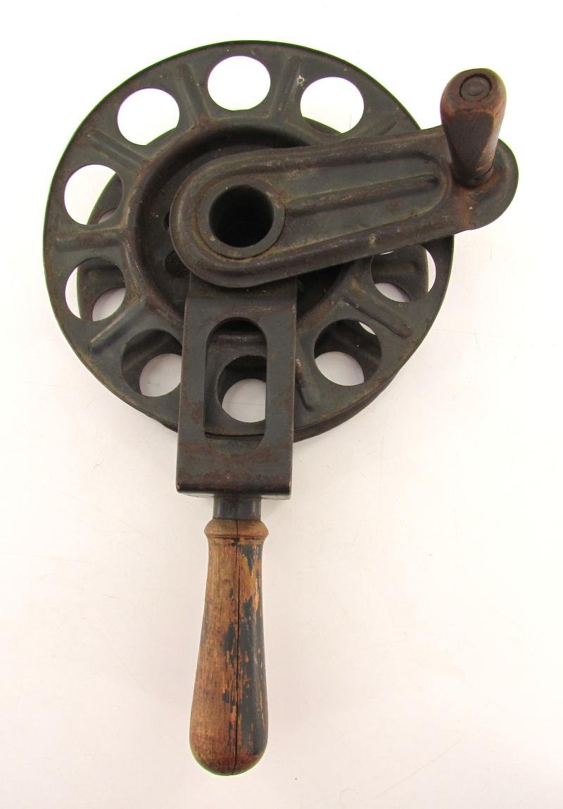 Wehrmacht hand-held Cable Reel 1943 — image 2