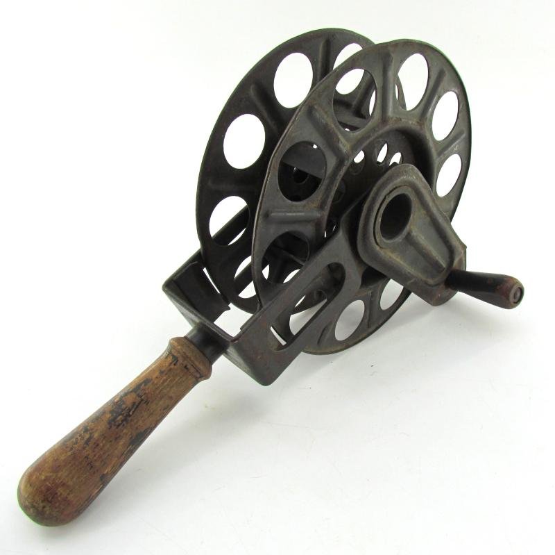 Wehrmacht hand-held Cable Reel 1943 — image 3