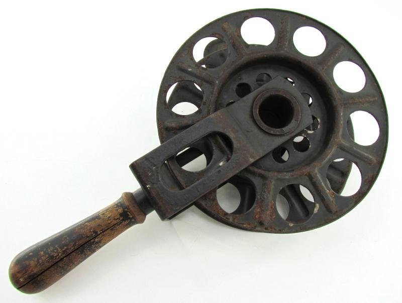 Wehrmacht hand-held Cable Reel 1943 — image 4