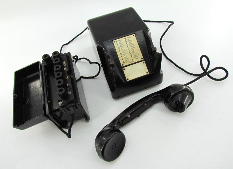 Wehrmacht Bakelite Desk telephone 38 with side box dated 1943 — image 2
