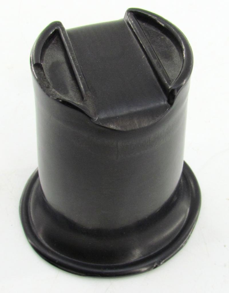 Wehrmacht 'Coconut' M31 Canteen and Cup 'H.R.E.43' — image 8