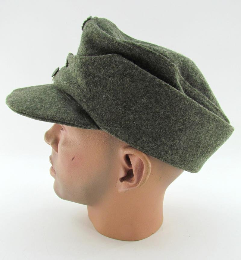 Late war Italian made double button Heer M43 field cap — image 5