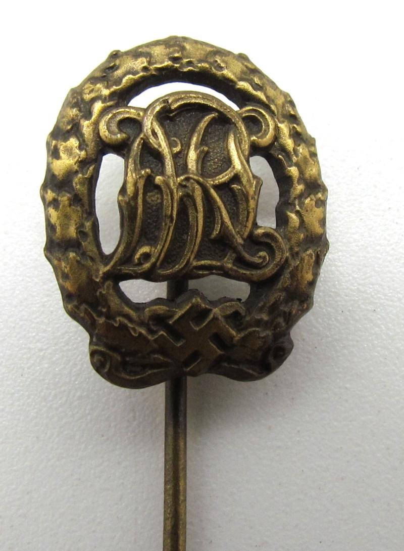 DRL in Bronze miniature sports badge (Wernstein Jena) — image 3