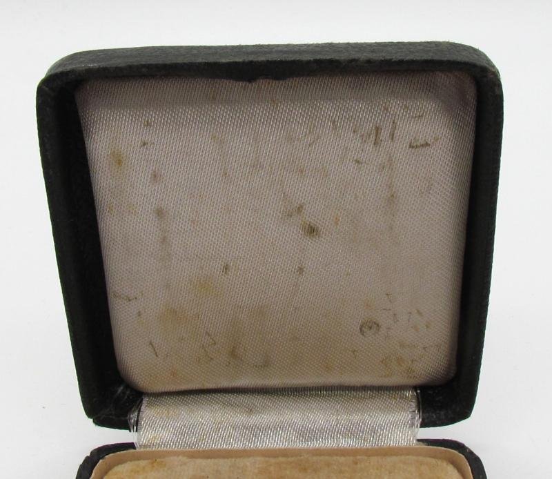 Iron Cross EK1 in Case ( L50 ) — image 2