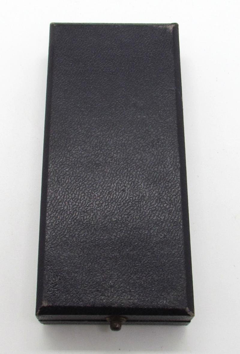 Mother's cross in gold with box ( R. Souval ) — image 11