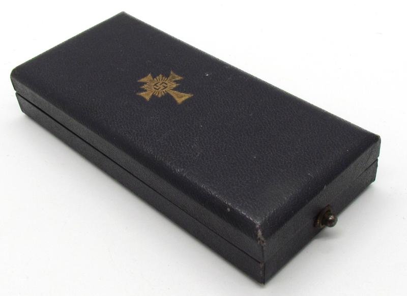 Mother's cross in gold with box ( R. Souval ) — image 9