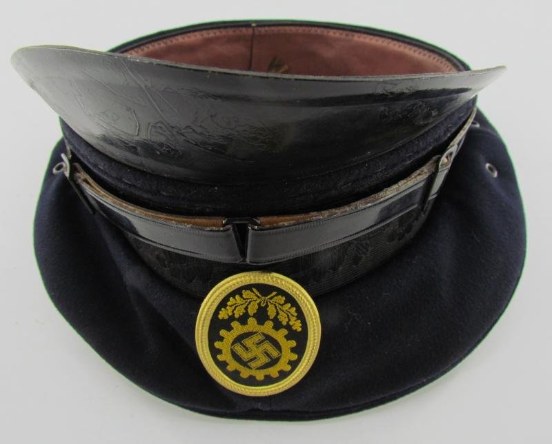 German DAF 'Deutsche Arbeitsfront' visor cap with RZM Label — image 17