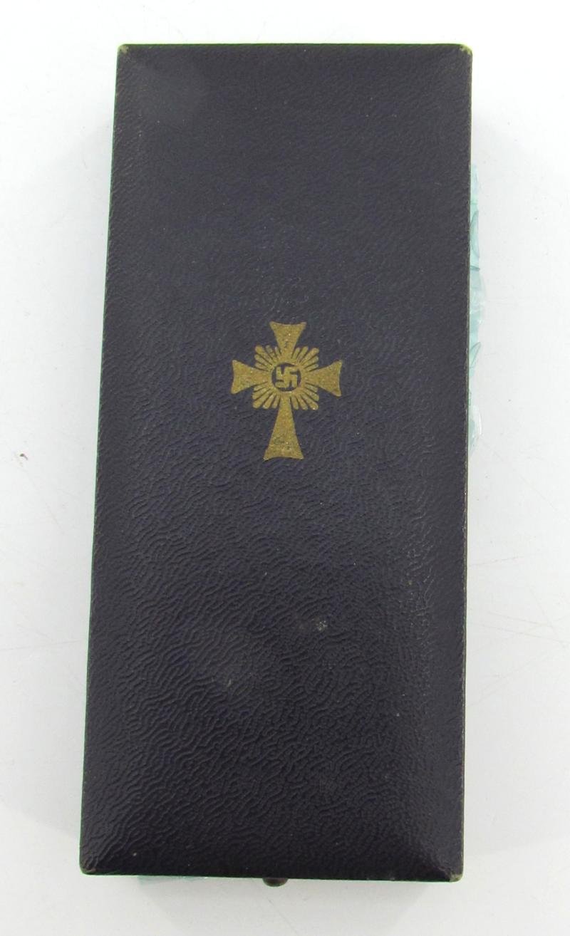 Mother's cross in gold with box ( Ochs & Bonn Hanau ) — image 7