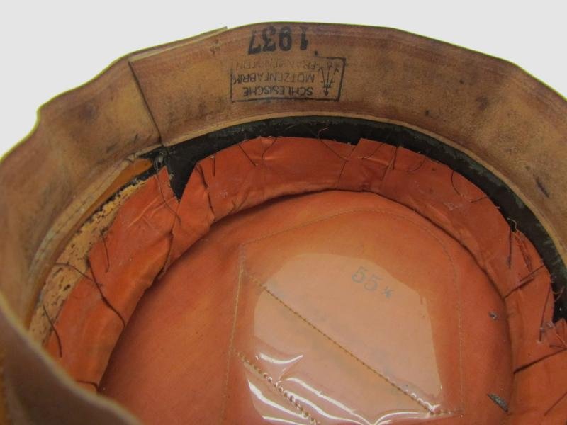 Wehrmacht EM/NCO Visor Cap (Heer Infantry) – 1937 — image 14