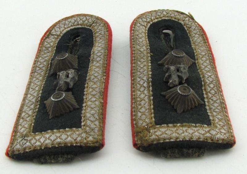 Wehrmacht ( Heer ) Oberfeldwebel Panzerjäger Shoulder Boards — image 2