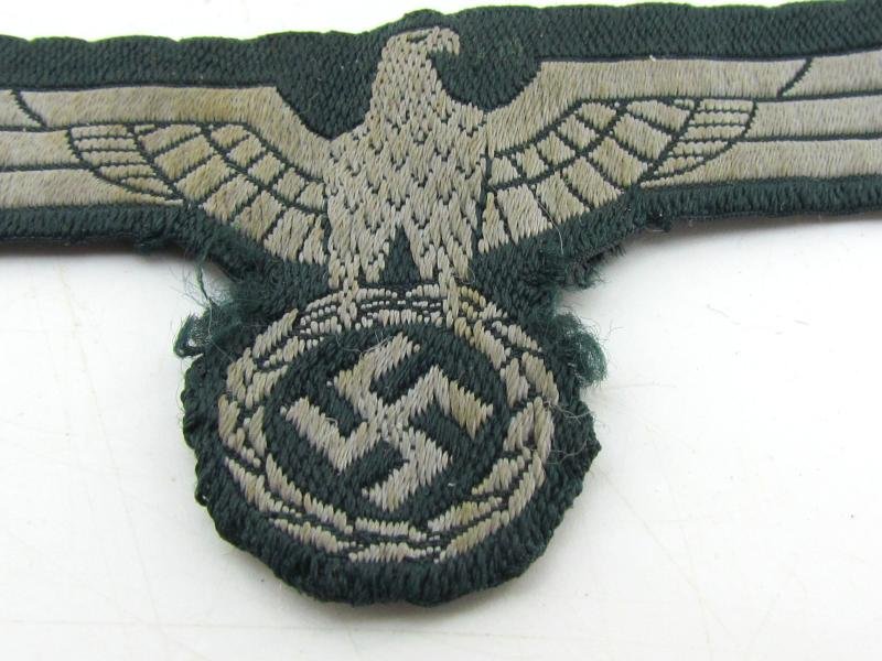 Wehrmacht (Heer) M36 'BeVo' breast eagle — image 4