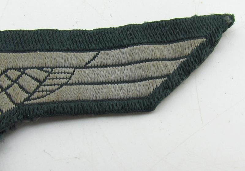 Wehrmacht (Heer) M36 'BeVo' breast eagle — image 5