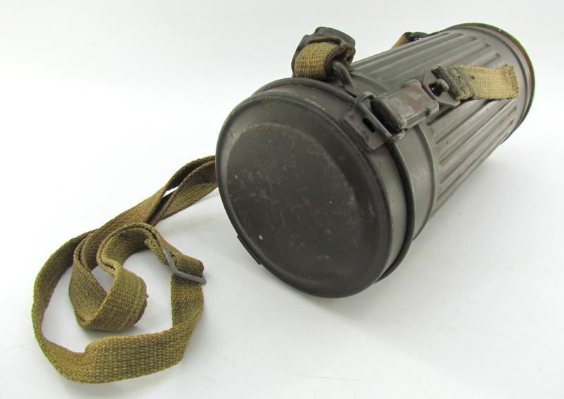 WH/SS Gasmask Cannister With Contents — image 11
