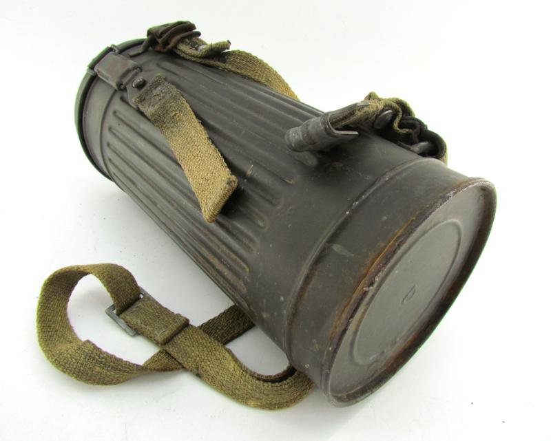 WH/SS Gasmask Cannister With Contents — image 12