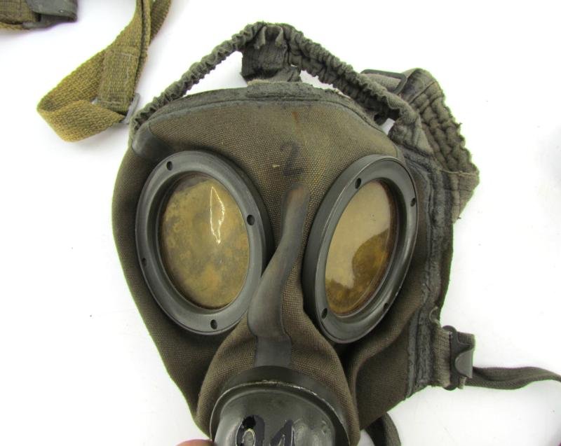 WH/SS Gasmask Cannister With Contents — image 5