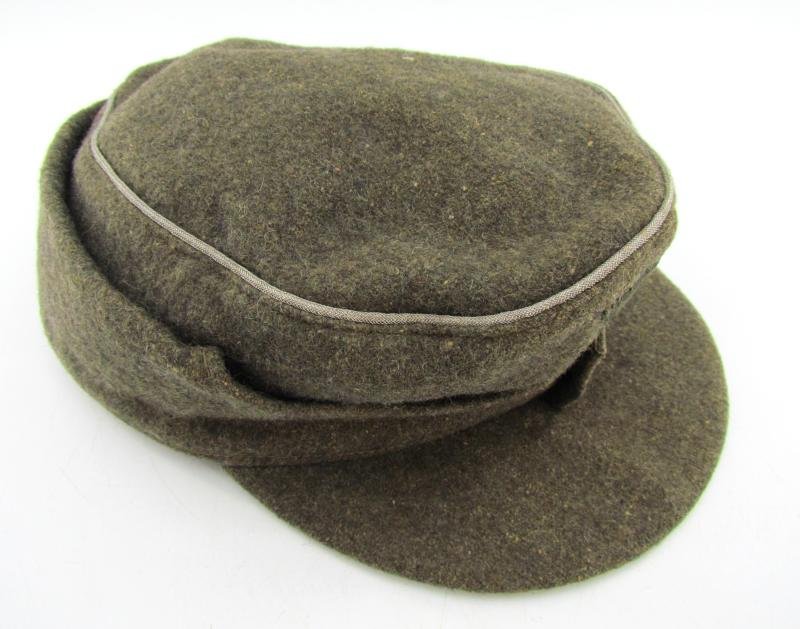 Wehrmacht (Heer) Officers field cap 'Einheitsfeldmütze'with RBNr. 1944 — image 18