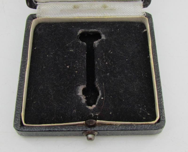 War Merit Cross (KVK) first Class without Swords in case (4) — image 5