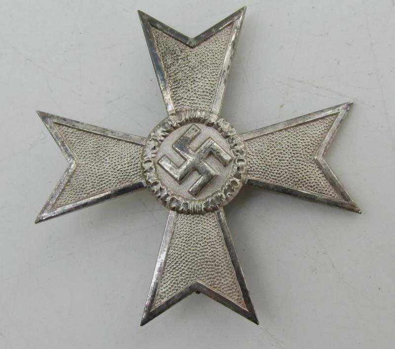 War Merit Cross (KVK) first Class without Swords in case (4) — image 6