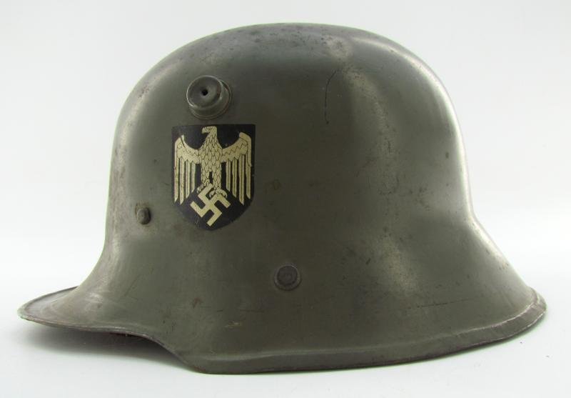 German Third Reich, Child's M1916 double decal helmet ( 'Kinderstahlhelm' ) — image 3