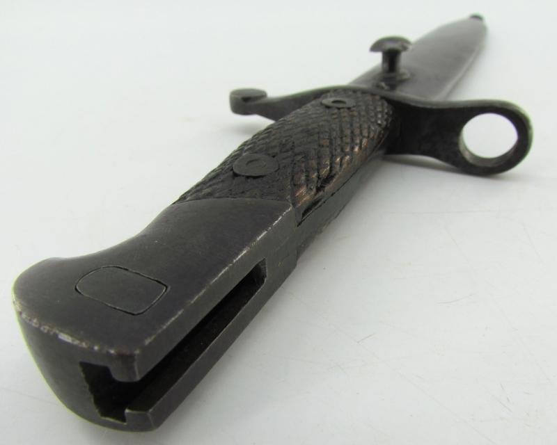 Spanish Mauser M-1941 Bolo Bayonet ( number matching ) — image 13