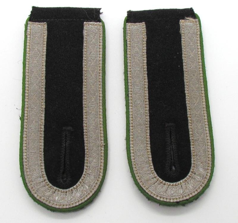 Waffen-SS Unterscharführer Shoulder Boards (Panzergrenadiere) — image 3