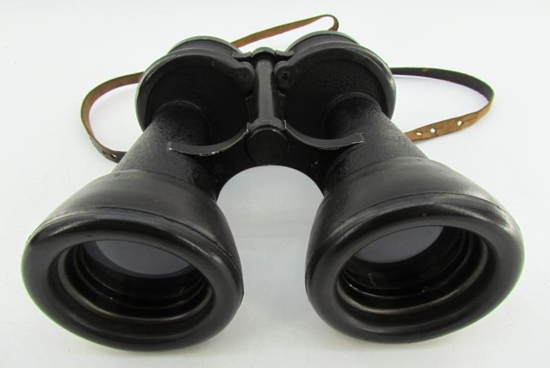 Kriegsmarine Binoculars in Case 7×50 beh 1944 — image 10