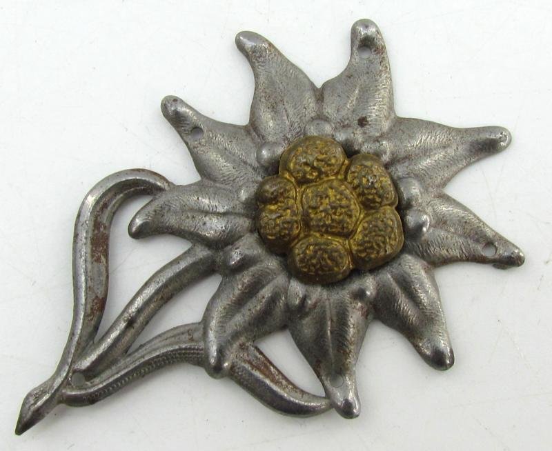 Wehrmacht Mountain Troops 'Edelweiss' Cap badge — image 10