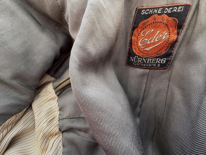 Wehrmacht (Heer) Infantry Officer's 'Waffenrock' – Hauptmann — image 12