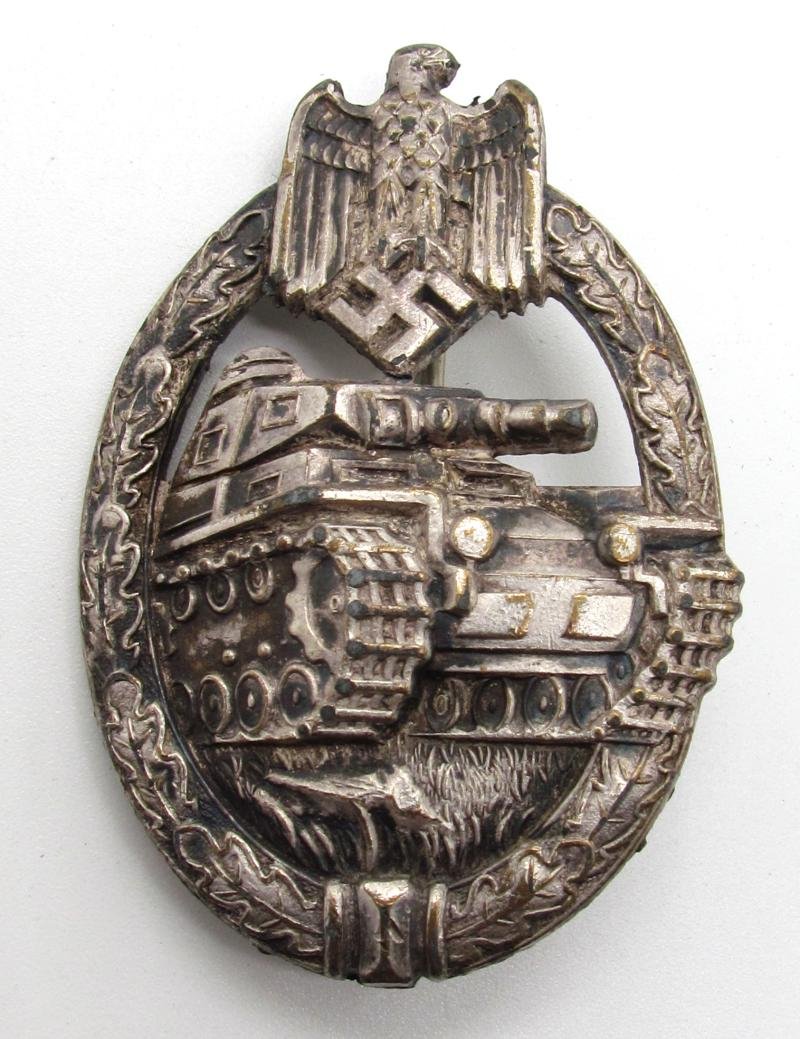 Panzer assault badge in silver 'small w' Wurster, Rare — image 13