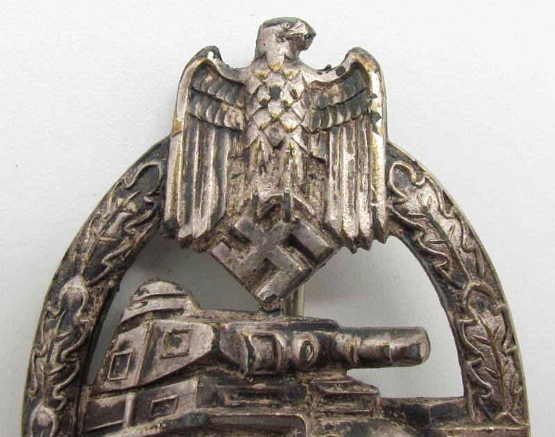 Panzer assault badge in silver 'small w' Wurster, Rare — image 3