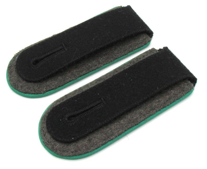 Waffen-SS mountain trooper 'Gebirgsjäger' EM/NCO Shoulder Boards — image 10