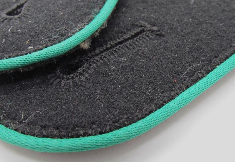 Waffen-SS mountain trooper 'Gebirgsjäger' EM/NCO Shoulder Boards — image 5