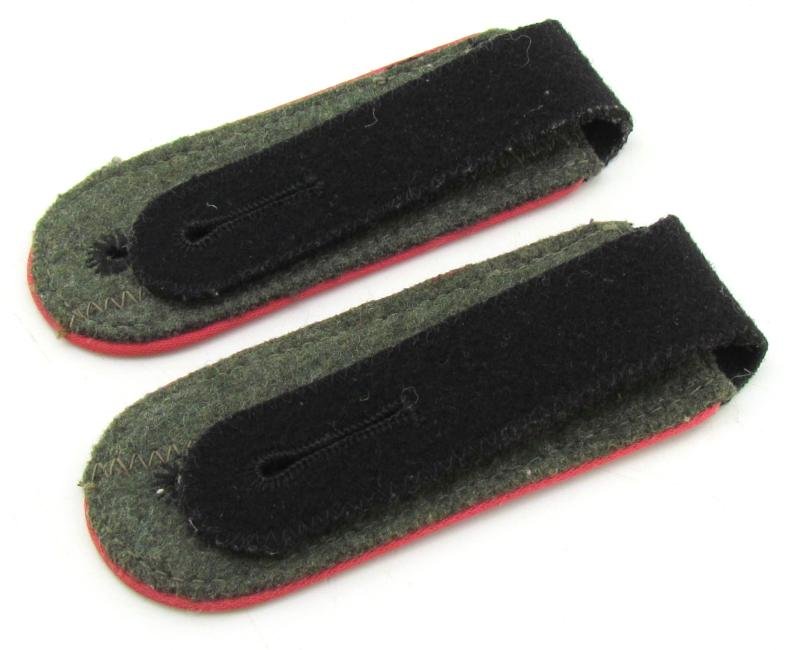 Waffen-SS Panzer EM/NCO Shoulder Boards — image 10