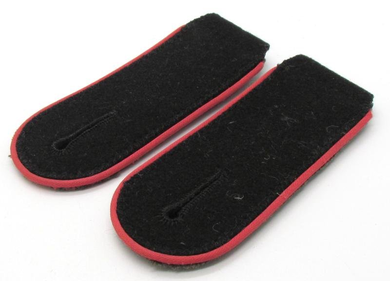 Waffen-SS Panzer EM/NCO Shoulder Boards — image 11