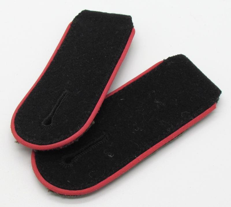 Waffen-SS Panzer EM/NCO Shoulder Boards — image 14
