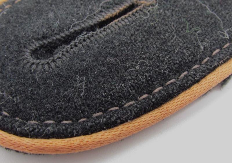 Waffen-SS Reconnaissance (Aufklärung) EM/NCO Shoulder Board — image 3